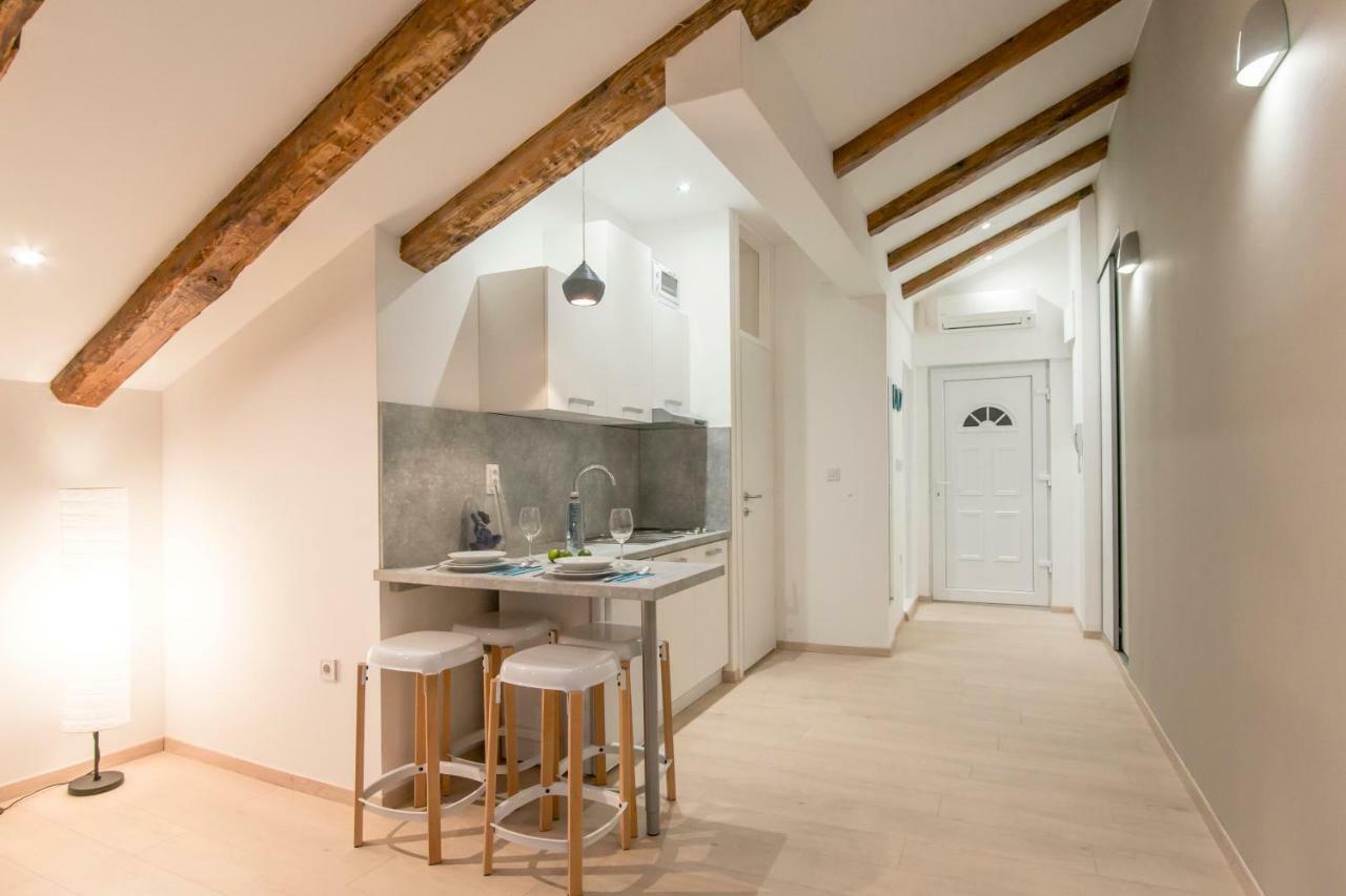 Fran Center Apartments プーラ エクステリア 写真